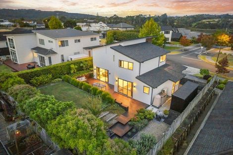 Photo of property in 8 Dinning Road, Riverhead, 0820