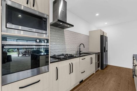 Photo of property in 100 Hoffman Court, Waikiwi, Invercargill, 9810