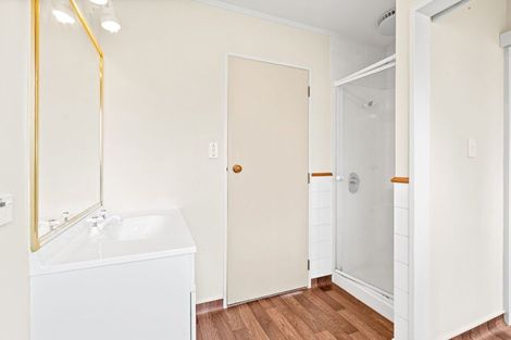 Photo of property in 3 Kirkcaldie Grove, Levin, 5510