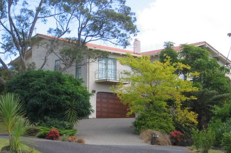 Photo of property in 35 Macnay Way, Murrays Bay, Auckland, 0630