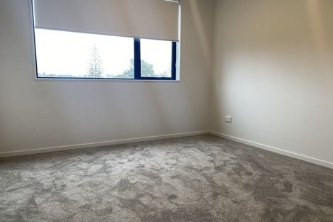 Photo of property in 5/35 Renata Crescent, Te Atatu Peninsula, Auckland, 0610