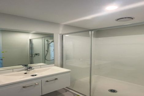 Photo of property in 5/51 Wharf Road, Te Atatu Peninsula, Auckland, 0610