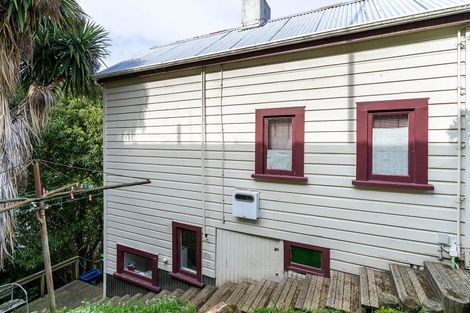Photo of property in 1 Haddon Place, Dunedin Central, Dunedin, 9016
