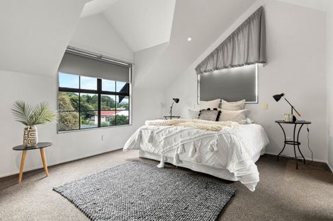 Photo of property in 7a Kempton Street, Greytown, 5712