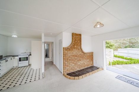 Photo of property in 5 Watts Road, Waipawa, 4210