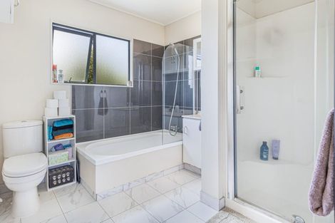 Photo of property in 34b Ranui Station Road, Ranui, Auckland, 0612