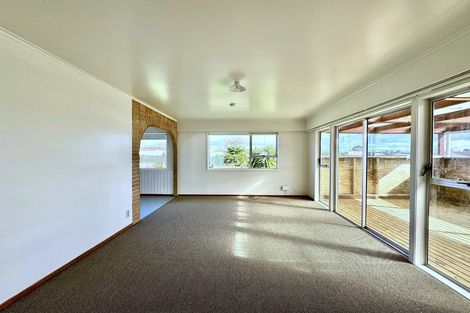 Photo of property in 68 Zelda Avenue, Clover Park, Auckland, 2023