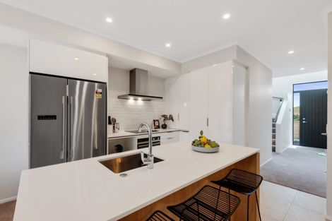 Photo of property in 30 Owen Chapman Drive, Red Beach, 0932