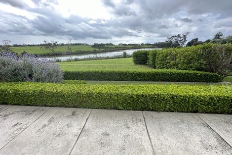 Photo of property in 35 Hayfield Way, Karaka, Papakura, 2113