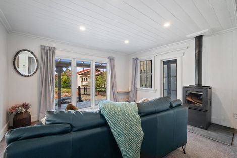 Photo of property in 2a Ripon Street, Lyttelton, 8082