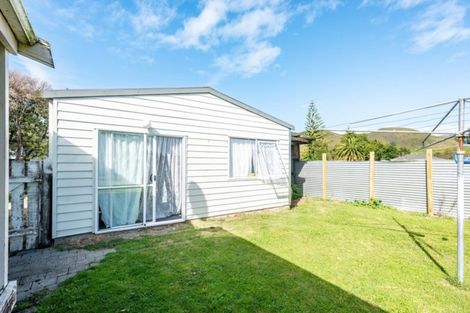Photo of property in 27 Paraone Road, Tamarau, Gisborne, 4010