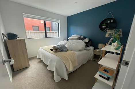 Photo of property in 34 Pepene Avenue, Takanini, 2112