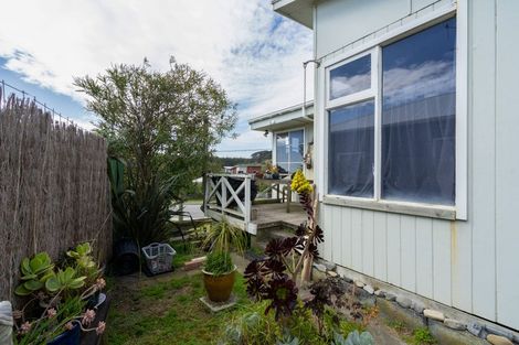 Photo of property in 643 Waitarere Beach Road, Waitarere Beach, Levin, 5510