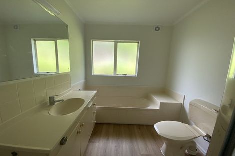 Photo of property in 8 Alice Place, Hillcrest, Auckland, 0627