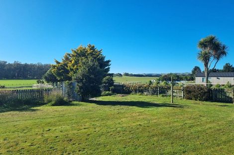 Photo of property in 101a Shooting Butts Road, Martinborough, 5784
