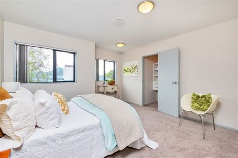 Photo of property in 7 Roberts Road, Te Atatu South, Auckland, 0610