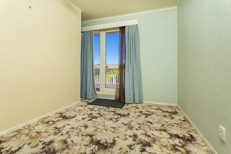 Photo of property in 38 Blakeborough Drive, Forrest Hill, Auckland, 0620