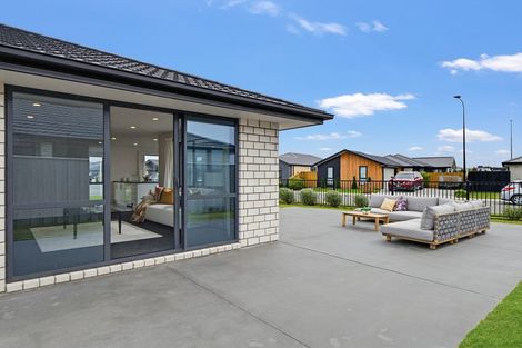 Photo of property in 1 Eldridge Street, Woodend, 7610