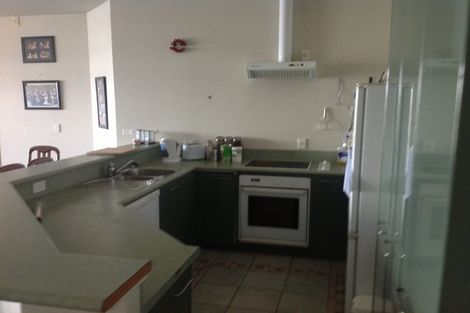 Photo of property in 14/15 Clearwater Cove, West Harbour, Auckland, 0618