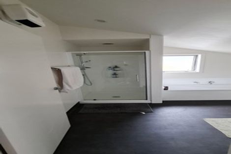 Photo of property in 50 Elizabeth Street, Moera, Lower Hutt, 5010
