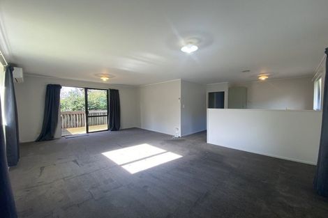 Photo of property in 33 Otanerua Road, Hatfields Beach, Orewa, 0931