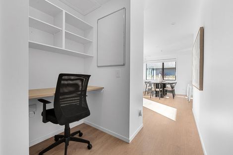 Photo of property in 42 Vardon Road, St Andrews, Hamilton, 3200