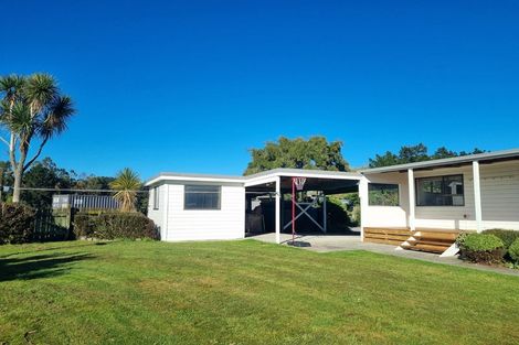 Photo of property in 101a Shooting Butts Road, Martinborough, 5784