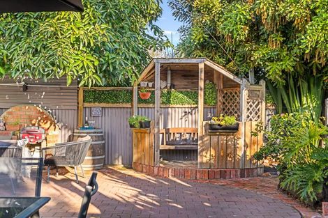 Photo of property in 436 Aberdeen Road, Gisborne, 4010