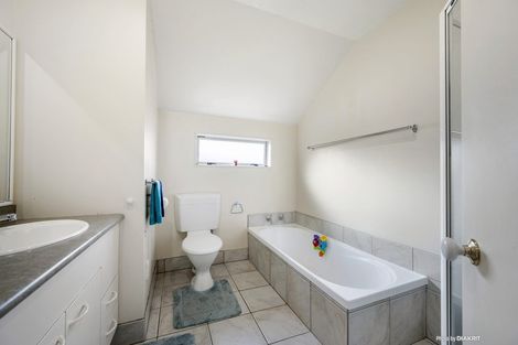 Photo of property in 9f2 Braemar Terrace, Johnsonville, Wellington, 6037