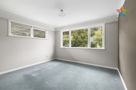 Photo of property in 8 Puriri Street, Eastbourne, Lower Hutt, 5013