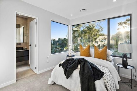 Photo of property in 22 Pukeko Road, Hobsonville, 0616