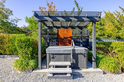 Photo of property in 80 Kent Terrace, Taradale, Napier, 4112