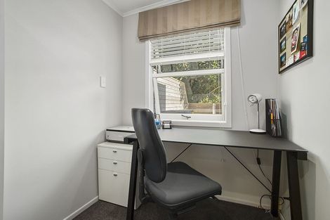Photo of property in 84 Tiraumea Drive, Pakuranga, Auckland, 2010