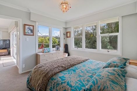 Photo of property in 38 Omokoroa Road, Omokoroa, 3114
