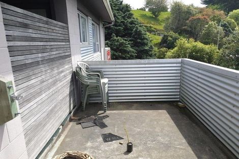 Photo of property in 126u2 Redwood Avenue, Tawa, Wellington, 5028