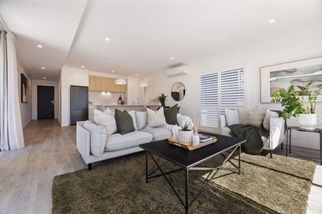 Photo of property in 18 Chapman Way, Jacks Point, 9371