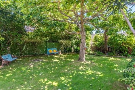 Photo of property in 12 Kowhai Grove, Waikanae, 5036