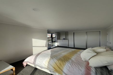 Photo of property in 32 Raranga Lane, Hobsonville, Auckland, 0616