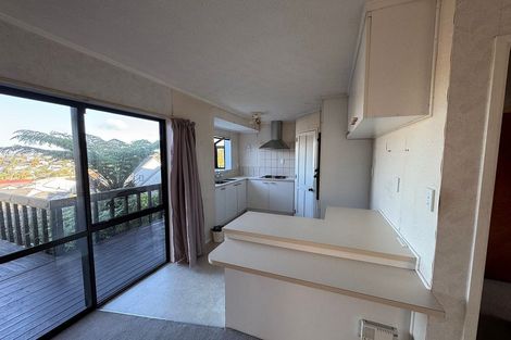 Photo of property in 131 Sunset Road, Totara Vale, Auckland, 0632