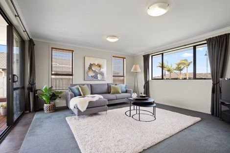 Photo of property in 5 Parsot Place, Pukekohe, 2120