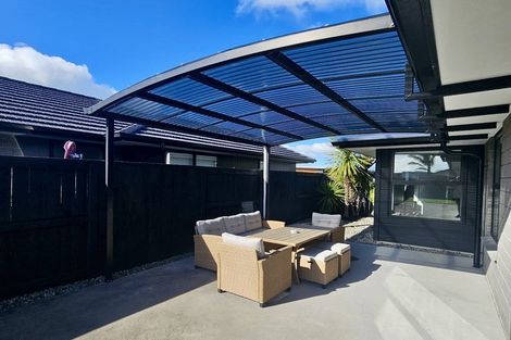 Photo of property in 15 Kotiate Street, Papamoa Beach, Papamoa, 3118