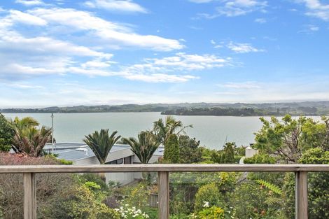 Photo of property in 1/26 Callender Place, Shelly Park, Auckland, 2014