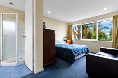 Photo of property in 1/21 Peter Terrace, Castor Bay, Auckland, 0620