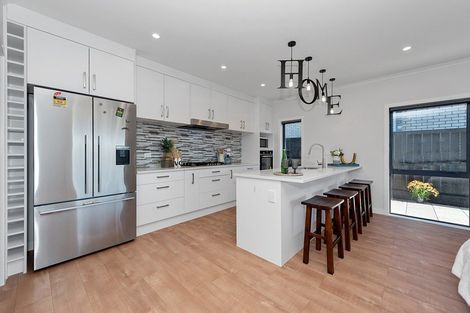 Photo of property in 5 Lissaman Place, Chartwell, Hamilton, 3210