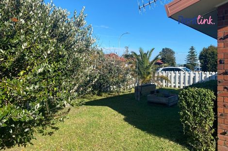 Photo of property in 1 Seaspray Drive, Mount Maunganui, 3116