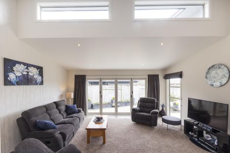 Photo of property in 68 James Line, Kelvin Grove, Palmerston North, 4414