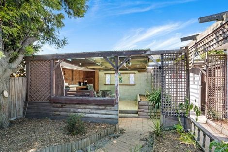 Photo of property in 69 Boston Avenue, Hornby, Christchurch, 8042