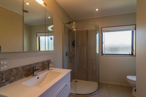 Photo of property in 82 Marine Parade, Paraparaumu Beach, Paraparaumu, 5032