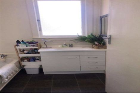 Photo of property in 11 Anzac Avenue, Onekawa, Napier, 4110