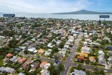 Photo of property in 1/9a Regent Street, Devonport, Auckland, 0624